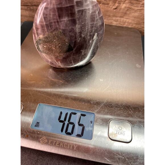 Rare purple anhydrite with epidote polished freeform crystal - Picture 15 of 15